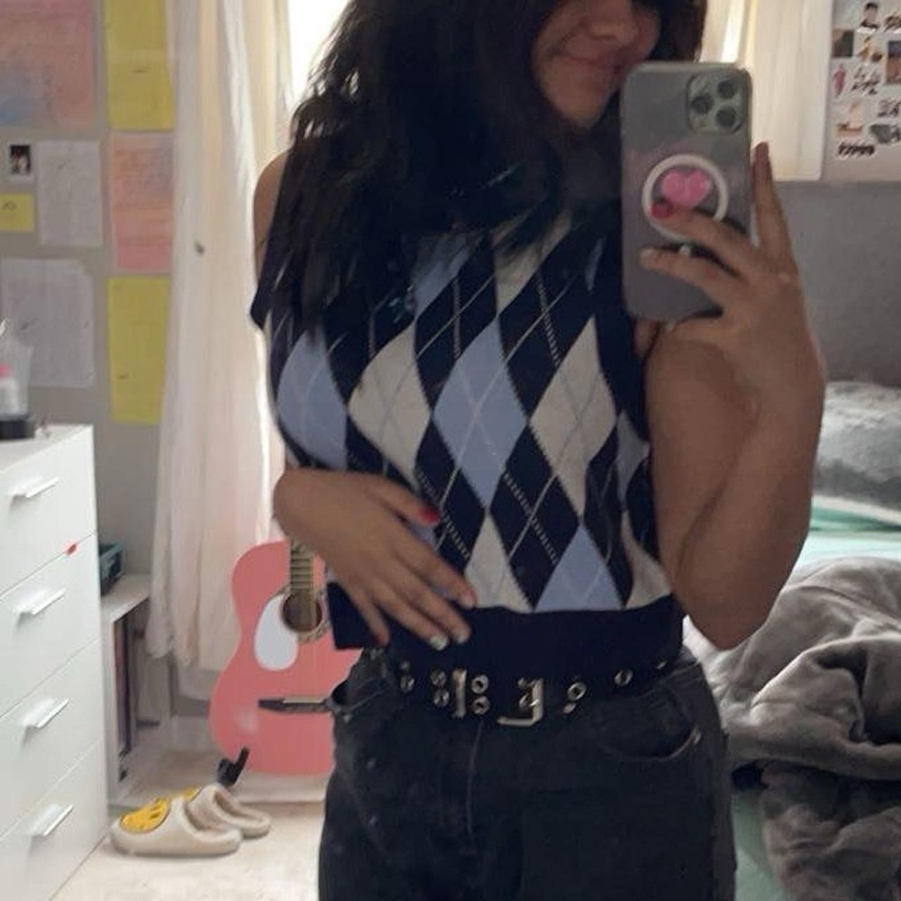Argyle Sleeveless Sweater Vest - Blue and White